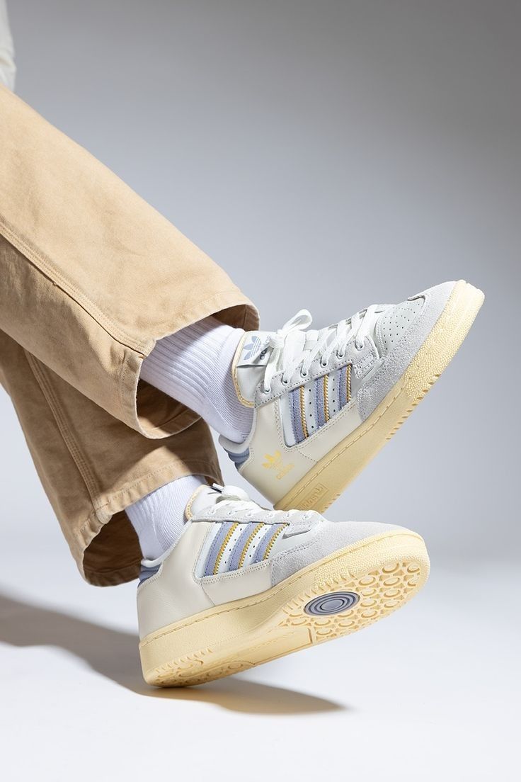 Adidas Model 07